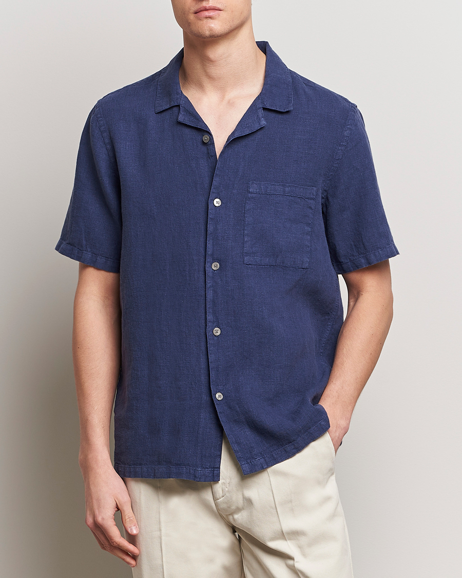 Hombres | El armario de lino | A Day\'s March | Yamu Short Sleeve Linen Shirt Brewers Blue