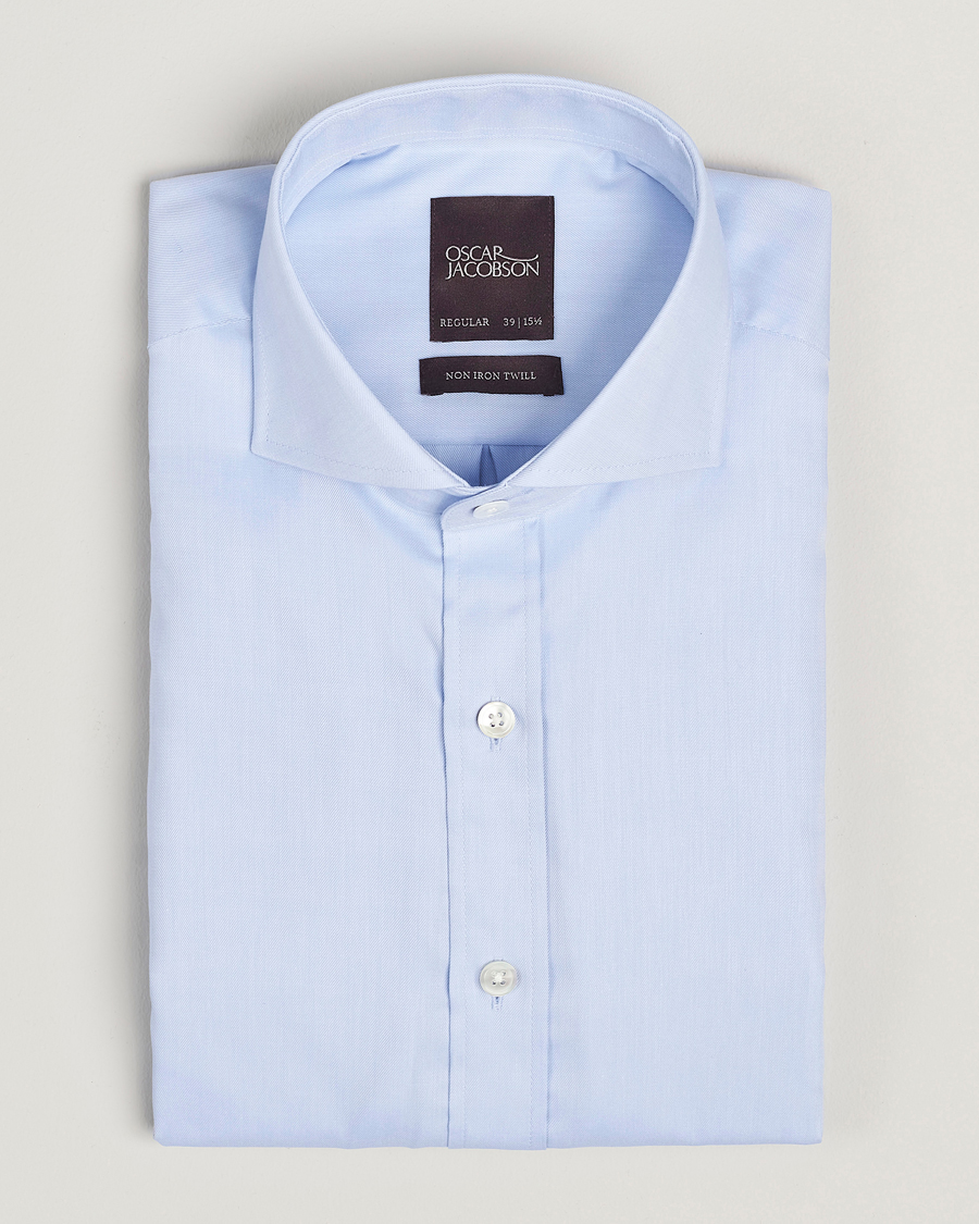 Hombres | Camisas | Oscar Jacobson | Reg Fit Cut Away Non Iron Twill Light Blue