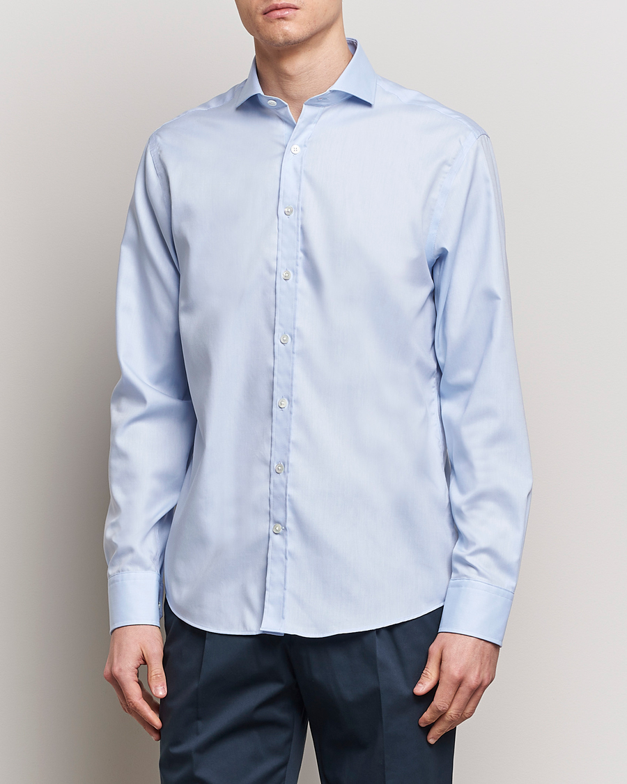 Hombres | Camisas | Oscar Jacobson | Reg Fit Cut Away Non Iron Twill Light Blue