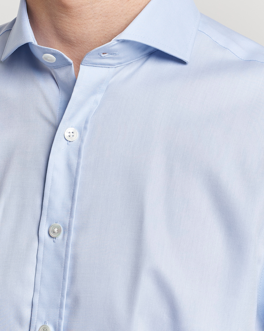 Hombres | Camisas | Oscar Jacobson | Reg Fit Cut Away Non Iron Twill Light Blue