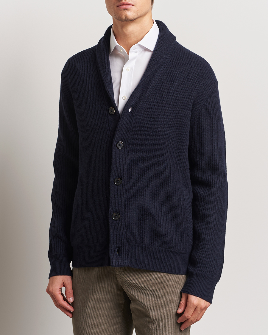 Hombres | Jerséis y prendas de punto | Charles Tyrwhitt | Chunky Merino Shawl Neck Cardigan Navy