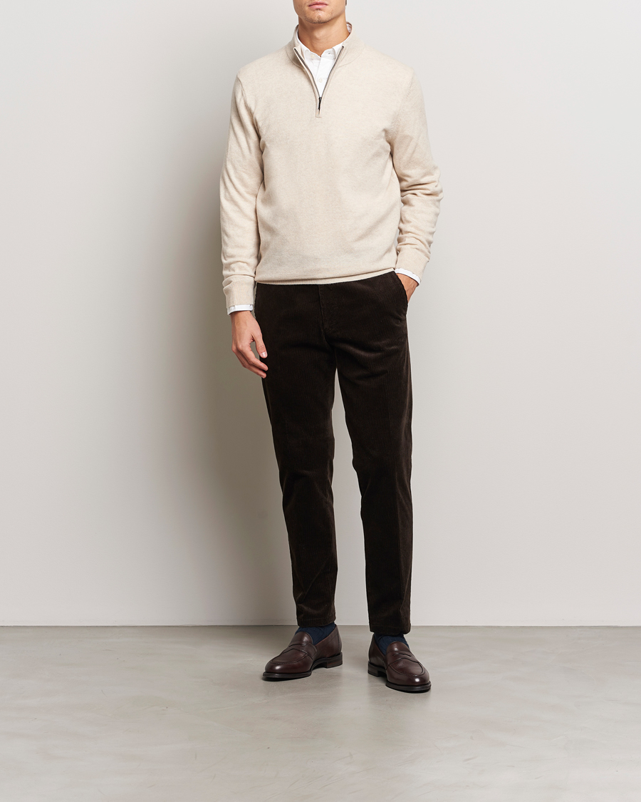 Hombres | Jerséis y prendas de punto | Charles Tyrwhitt | Pure Cashmere Zip Neck Jumper Cream