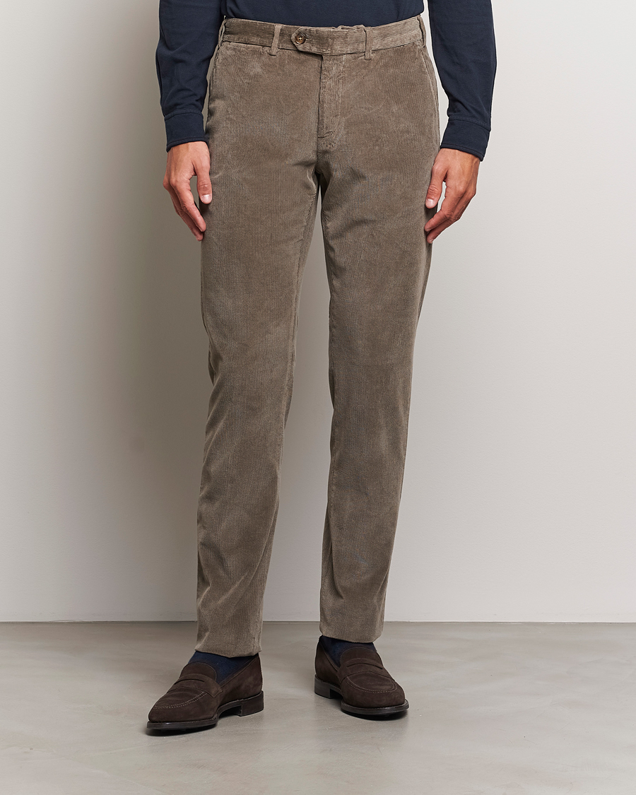 Hombres | Pantalones | Canali | Slim Fit Corduroy Trousers Taupe