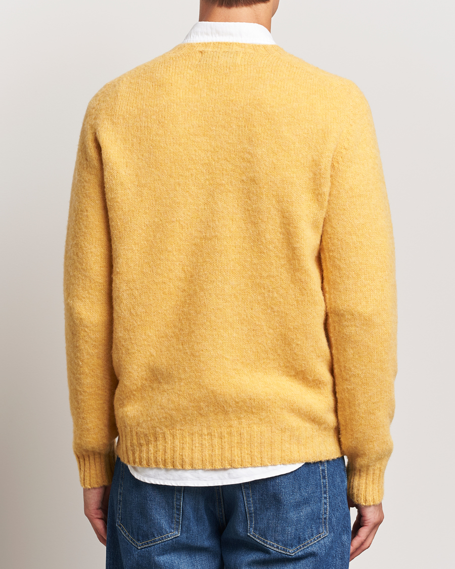 Hombres | Jerséis y prendas de punto | Harley Of Scotland | Brushed Supersoft Lambswool Crewneck Marzipan