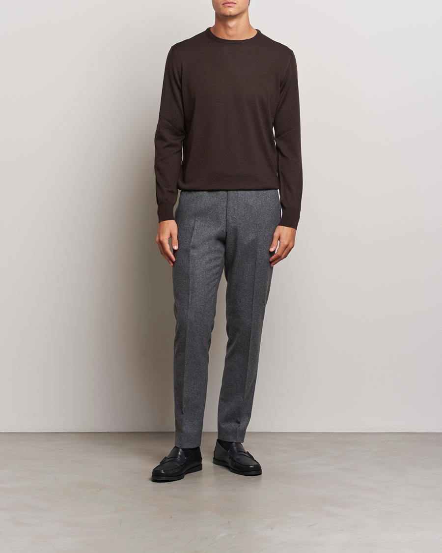 Hombres | Jerséis y prendas de punto | Morgano | Extra Fine Merino Wool Crewneck Dark Brown