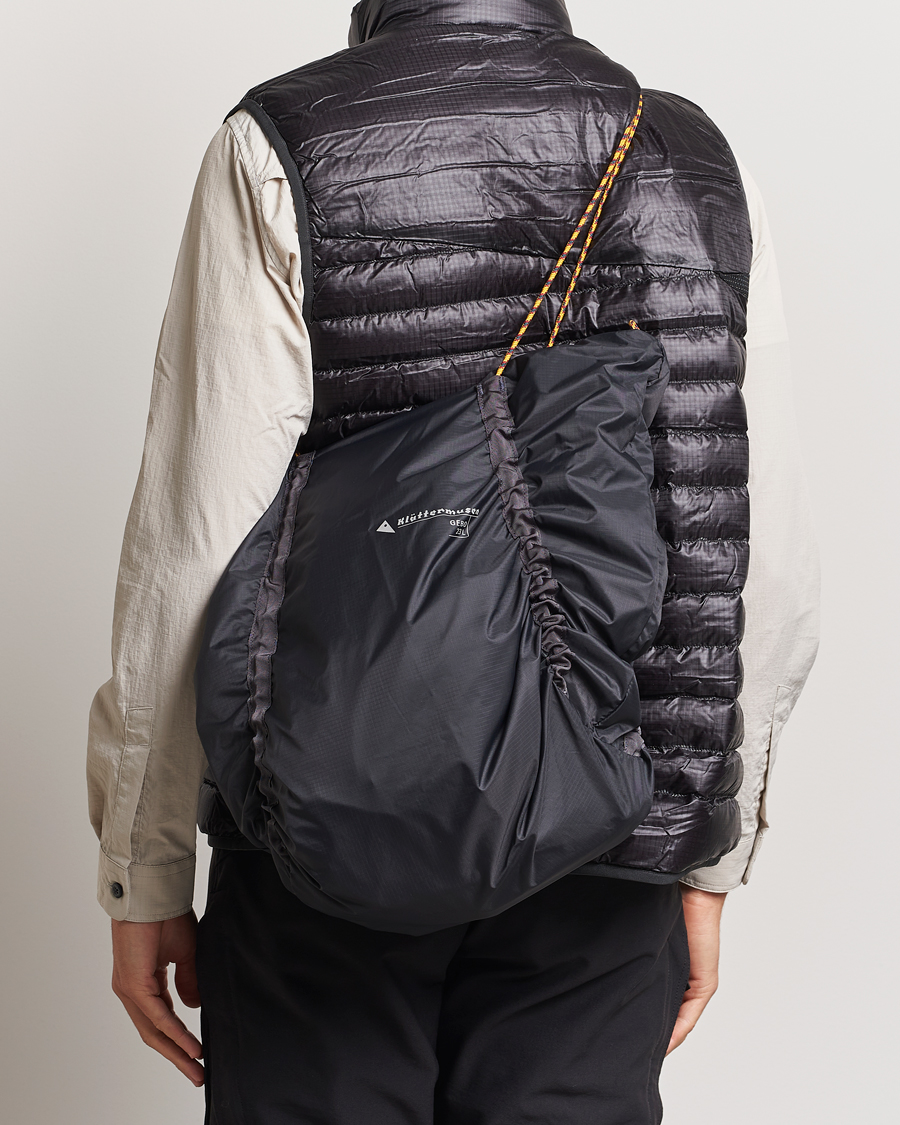 Hombres | Bolsos | Klättermusen | KlättermusenGebo 23L Lightweight TotebagRaven