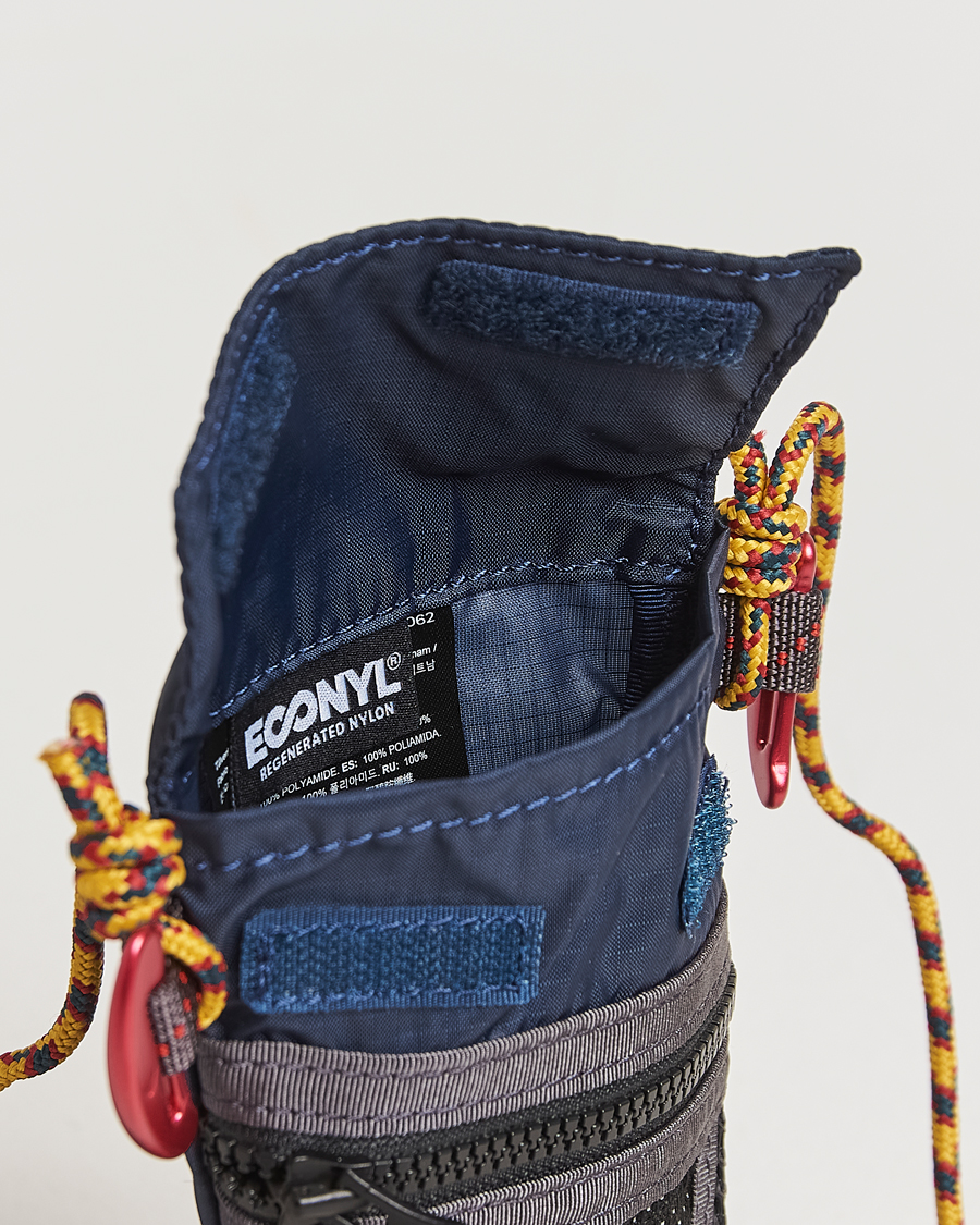 Hombres | Klättermusen Algir Lanyard Pocket Bag Indigo Blue | Klättermusen | Algir Lanyard Pocket Bag Indigo Blue