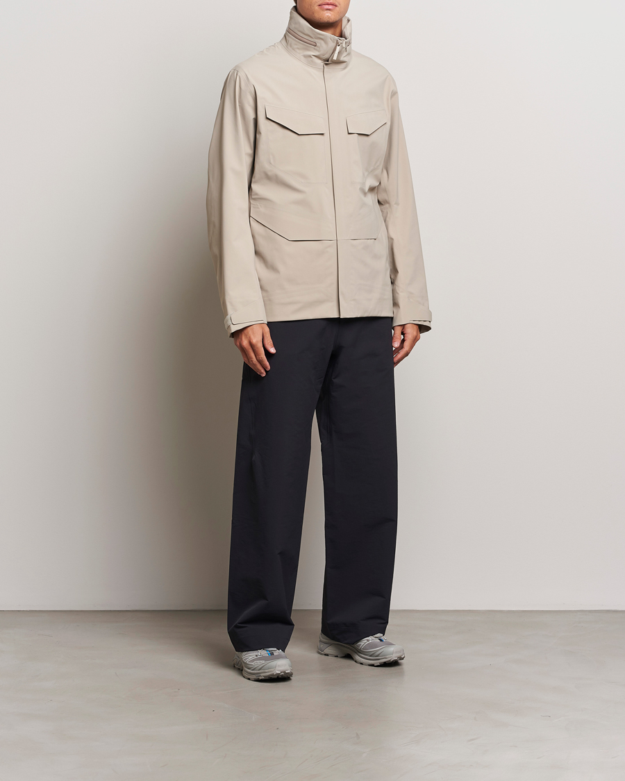 Hombres | Abrigos y chaquetas | Arc'teryx Veilance | GORE-TEX Field Jacket Rune