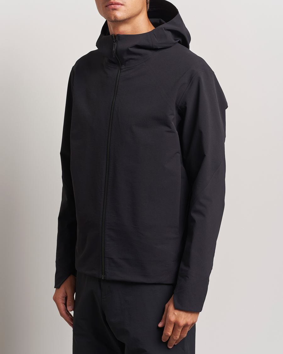 Hombres | Abrigos y chaquetas | Arc'teryx Veilance | Isogon GORE-TEX Hooded Shell Jacket Black