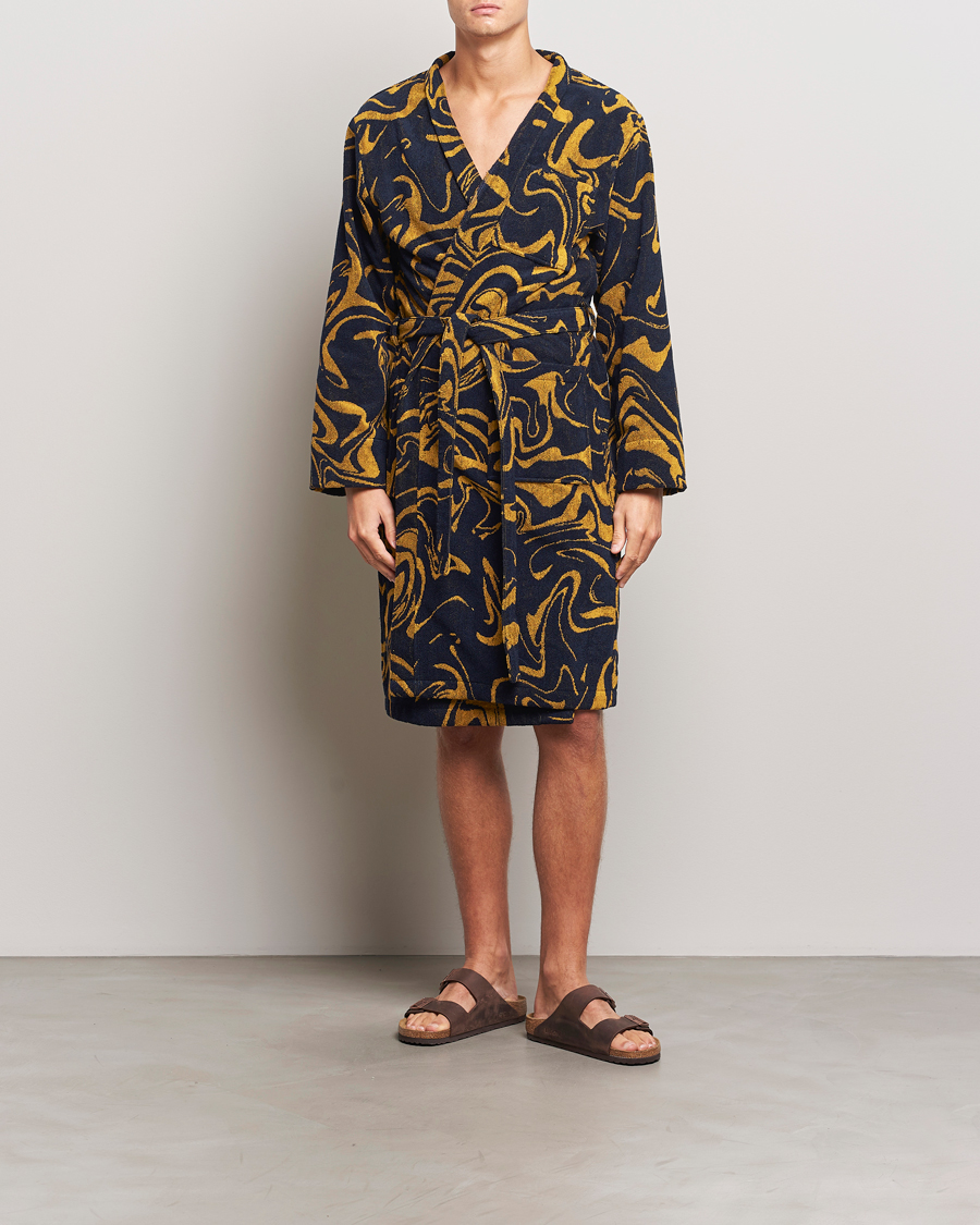 Hombres | Pijamas y batas | OAS | Marble Robe Black/Yellow