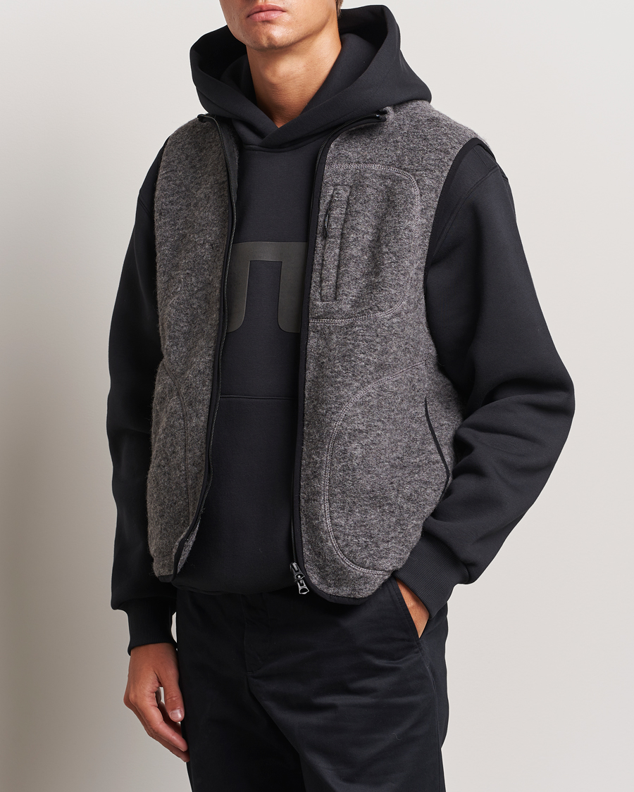 Hombres | Chalecos | J.Lindeberg | Duncan Wool Fleece Vest Light Grey Melange