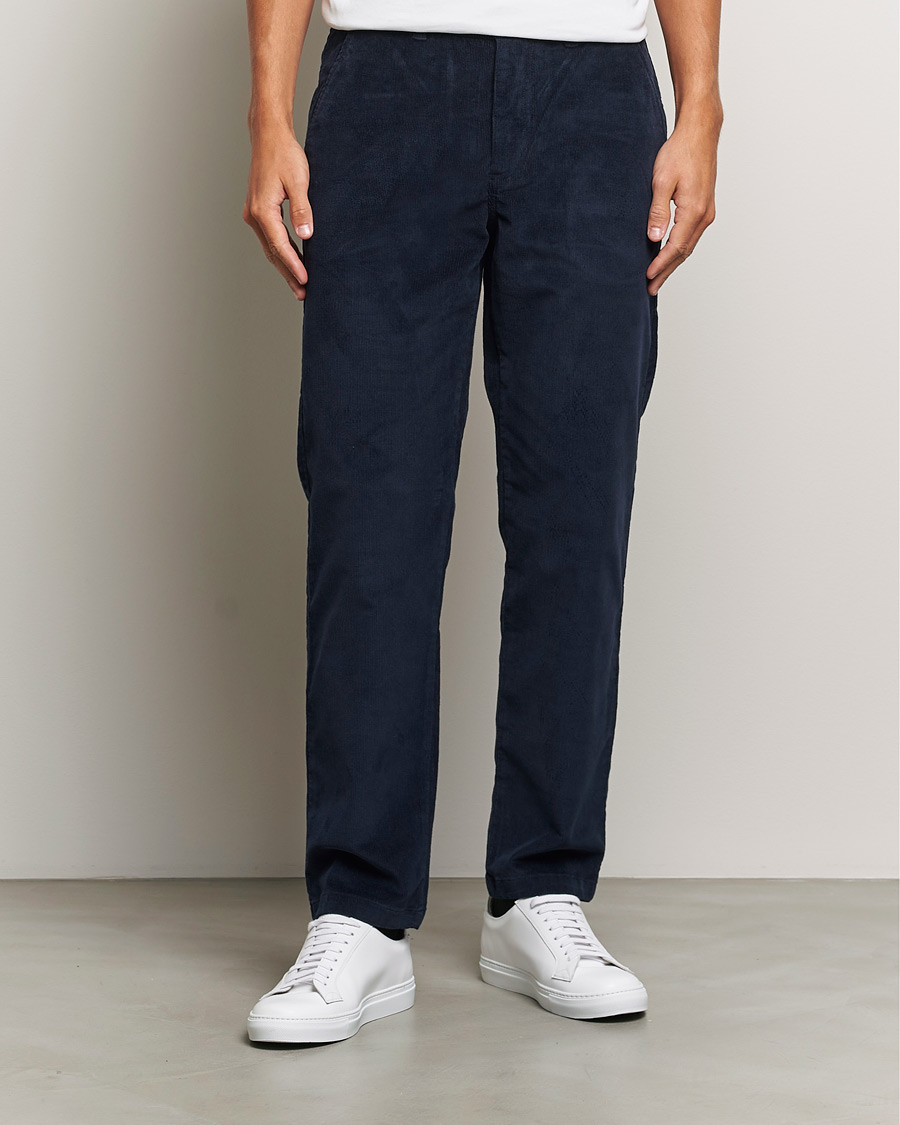 Hombres | Pantalones | KnowledgeCotton Apparel | Chuck Regular Cord Trousers Night Sky