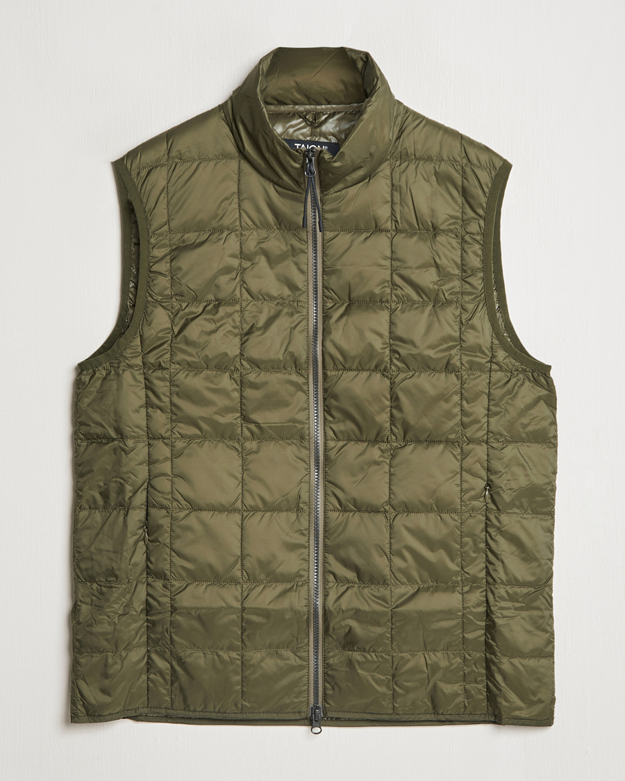 Hombres | Abrigos y chaquetas | TAION | High Neck Full Zip Lightweight Down Vest Dark Olive