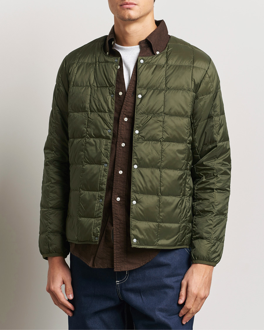 Hombres | Abrigos y chaquetas | TAION | Crew Neck Button Down Jacket Dark Olive