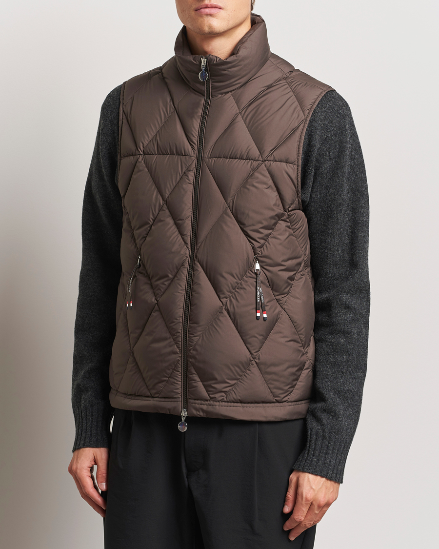 Hombres | Abrigos y chaquetas | Moncler | Aroula Quilted Down Vest Dark Brown