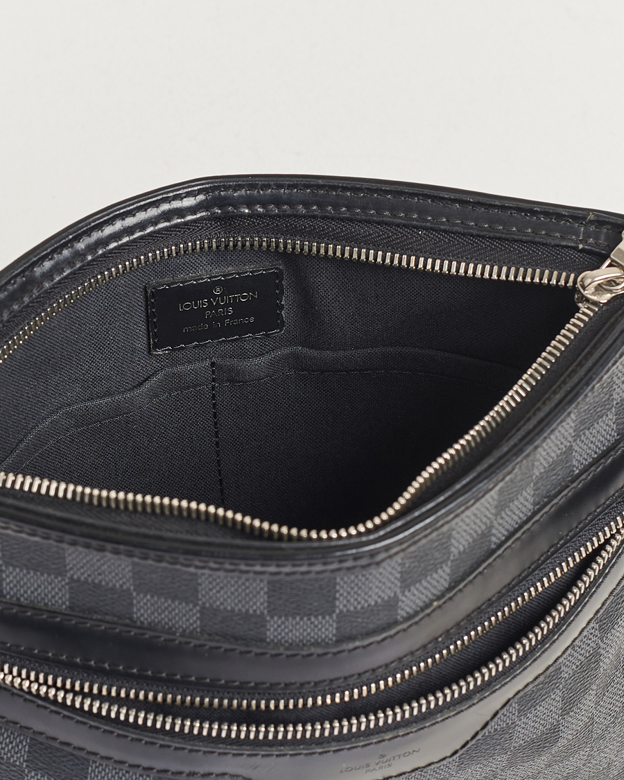 Hombres | Louis Vuitton Pre-Owned Thomas Messenger Bag Damier Graphite | Louis Vuitton Pre-Owned | Thomas Messenger Bag Damier Graphite