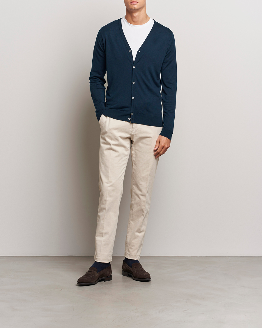 Hombres | Jerséis y prendas de punto | John Smedley | Petworth Extra Fine Merino Cardigan Orion Green