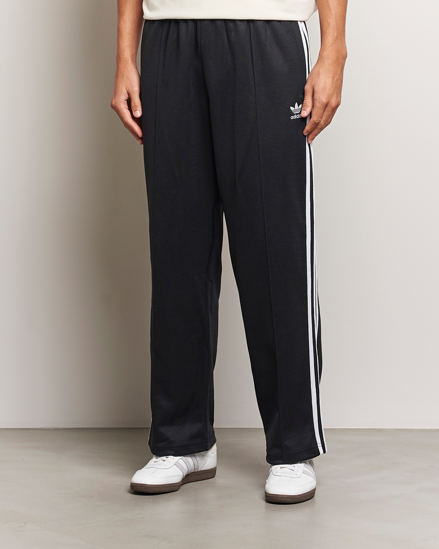 Hombres | Pantalones | adidas Originals | Firebird Baggy Pant Black