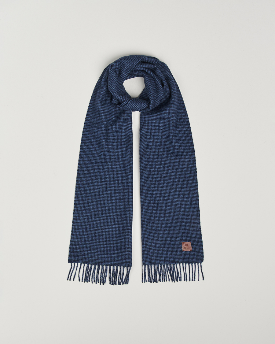 Hombres | Amanda Christensen Merino Wool Dogtooth Scarf Navy | Amanda Christensen | Merino Wool Dogtooth Scarf Navy