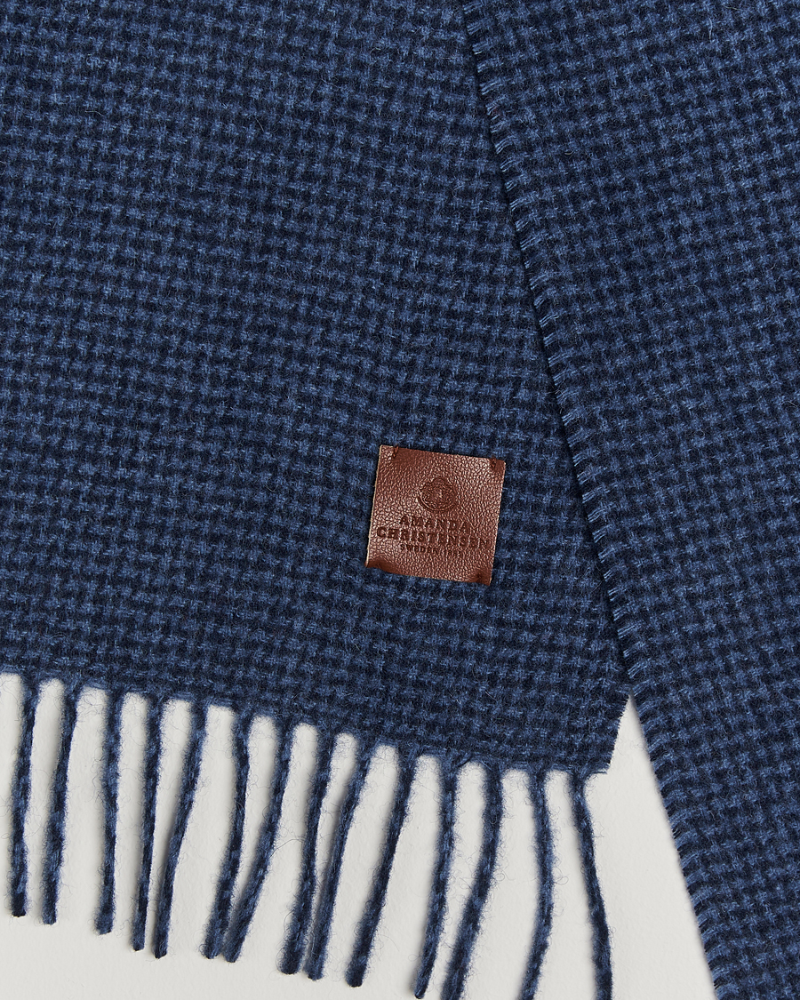 Hombres | Amanda Christensen Merino Wool Dogtooth Scarf Navy | Amanda Christensen | Merino Wool Dogtooth Scarf Navy