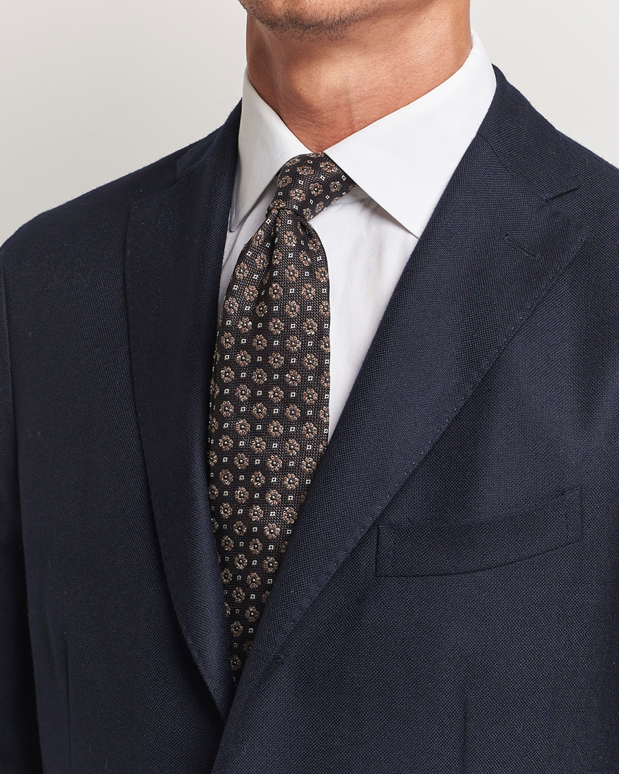 Hombres | Amanda Christensen Silk/Cotton Printed Flower 8cm Tie Olive | Amanda Christensen | Silk/Cotton Printed Flower 8cm Tie Olive