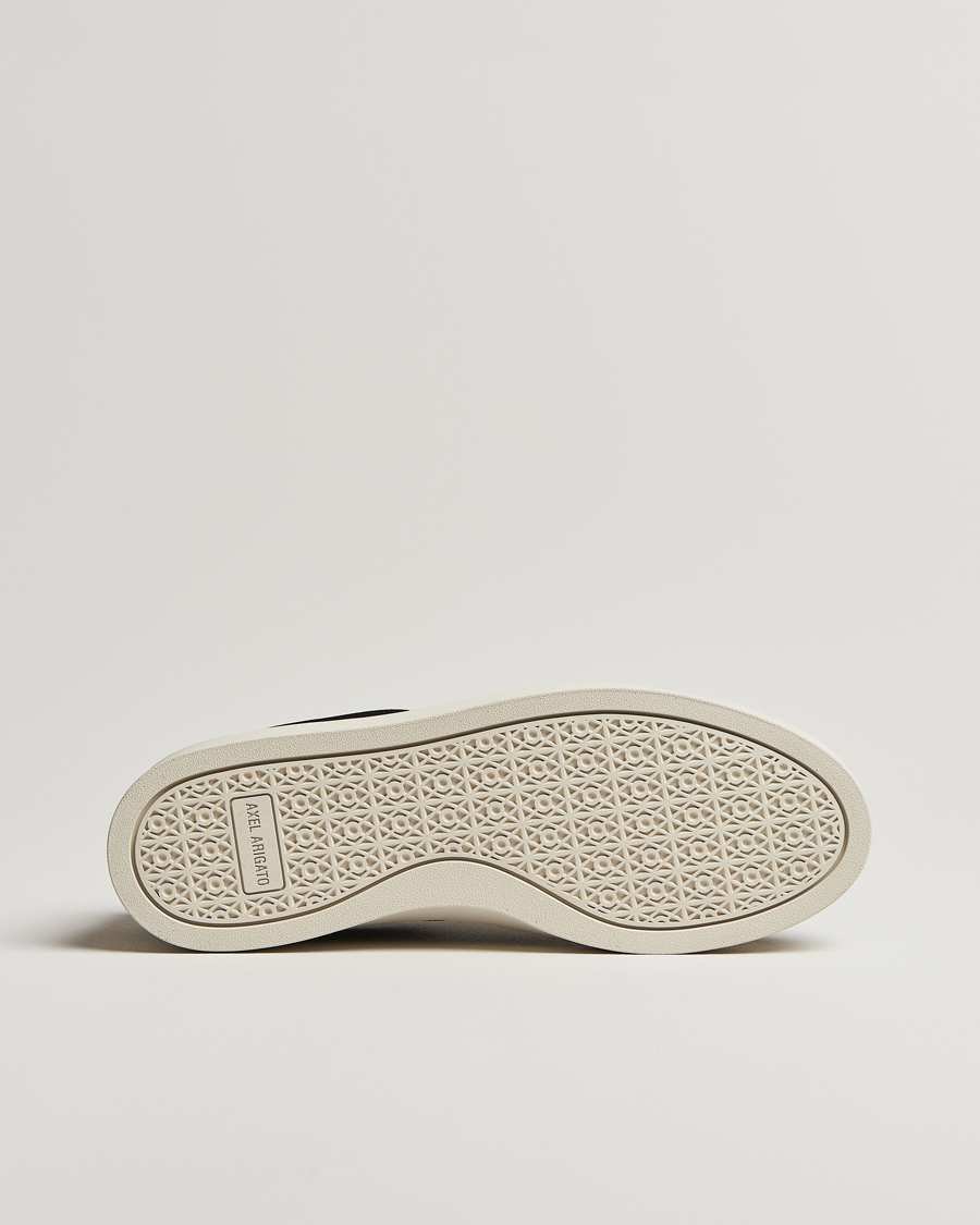 Hombres | Axel Arigato Court Suede Sneaker Black | Axel Arigato | Court Suede Sneaker Black