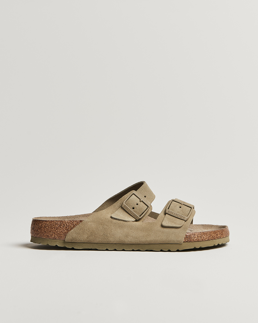 Hombres | Sandalias y chanclas | BIRKENSTOCK | Arizona Soft Footbed Faded Khaki Suede