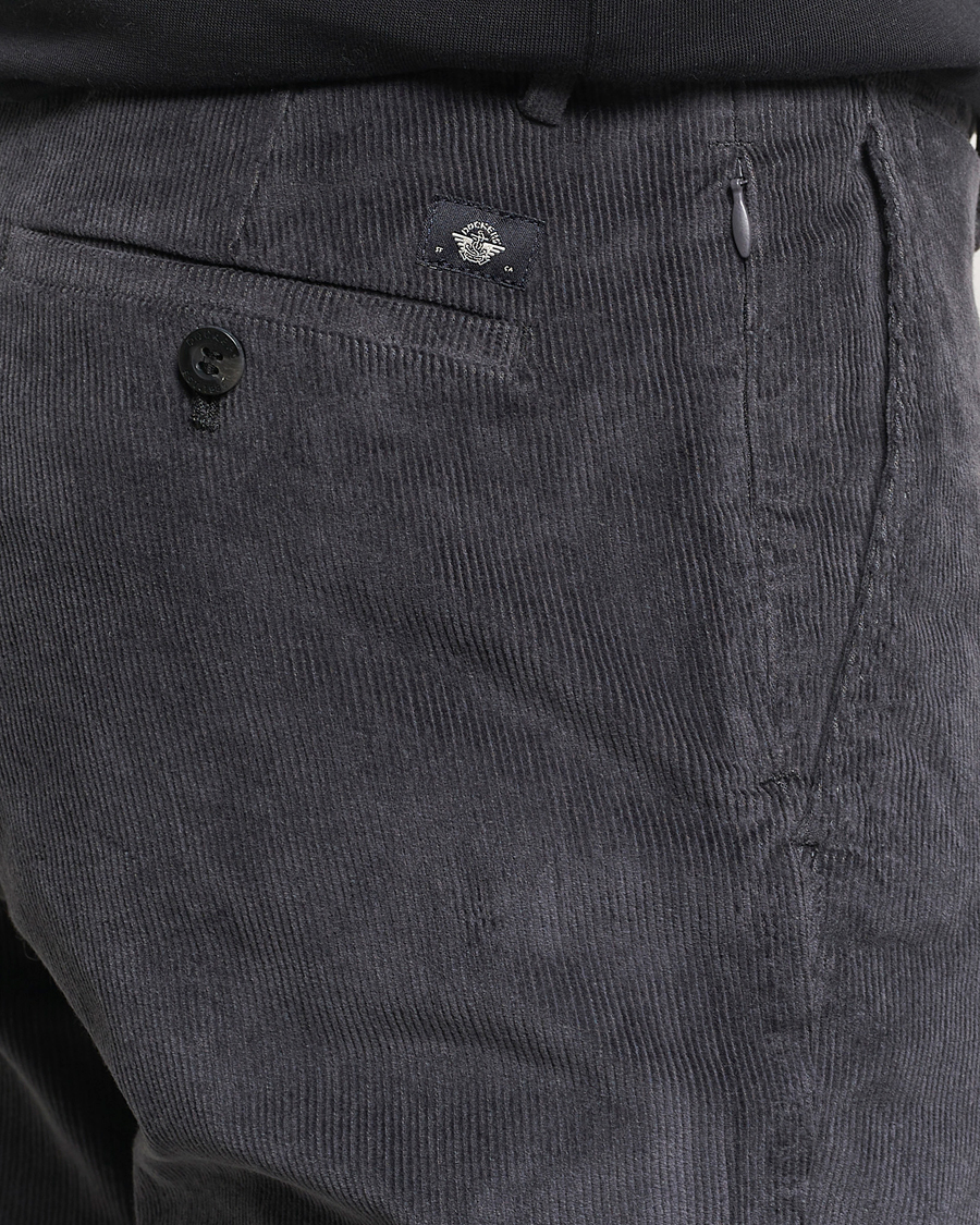 Hombres | Pantalones | Dockers | Slim Cotton Corduroy Chino Asphalt