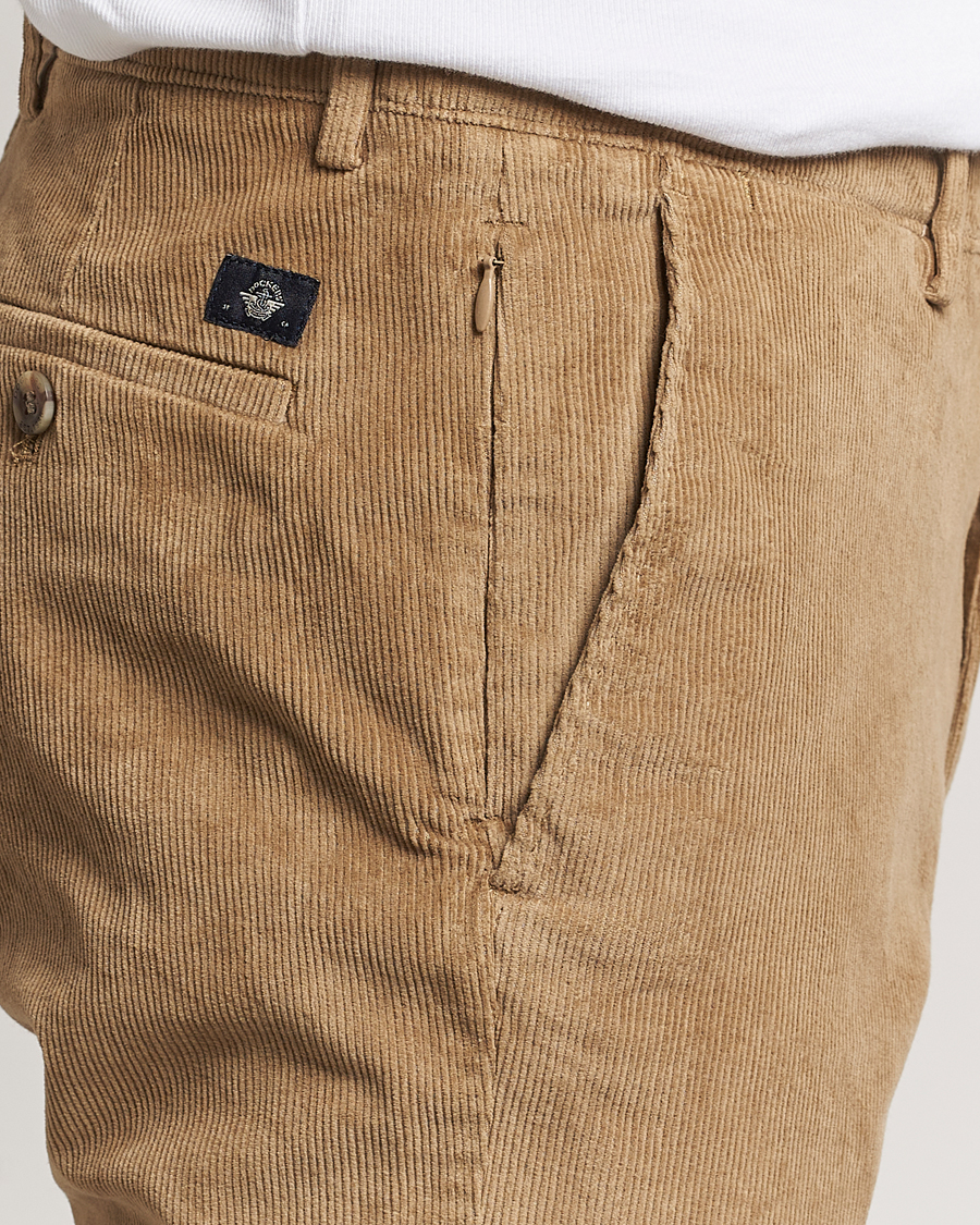 Hombres | Pantalones | Dockers | Slim Cotton Corduroy Chino Harvest Gold