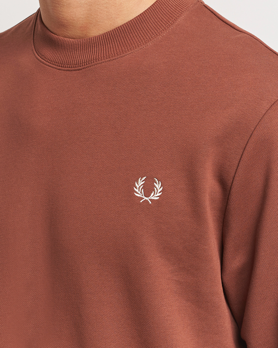 Hombres | Jerséis y prendas de punto | Fred Perry | Crew Neck Sweatshirt Whiskey Brown