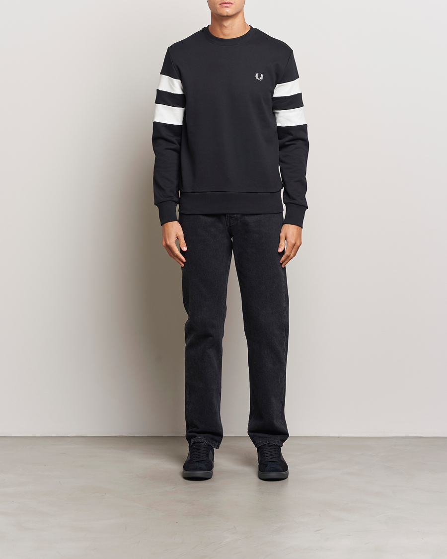 Hombres | Jerséis y prendas de punto | Fred Perry | Tipped Sleeve Crew Neck Sweatshirt Black
