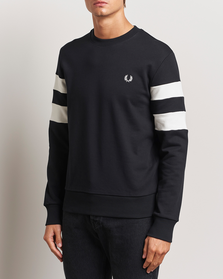 Hombres | Jerséis y prendas de punto | Fred Perry | Tipped Sleeve Crew Neck Sweatshirt Black