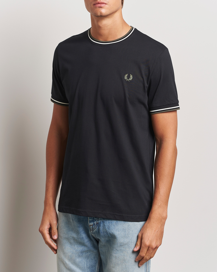 Hombres | Camisetas | Fred Perry | Twin Tipped T-Shirt Black