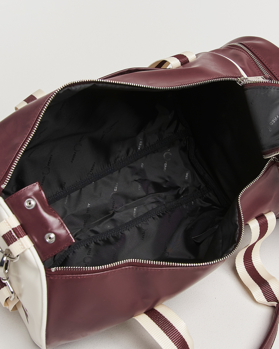 Hombres | Bolsos | Fred Perry | Fred PerryClassic Barrel BagOxblood/Ecru