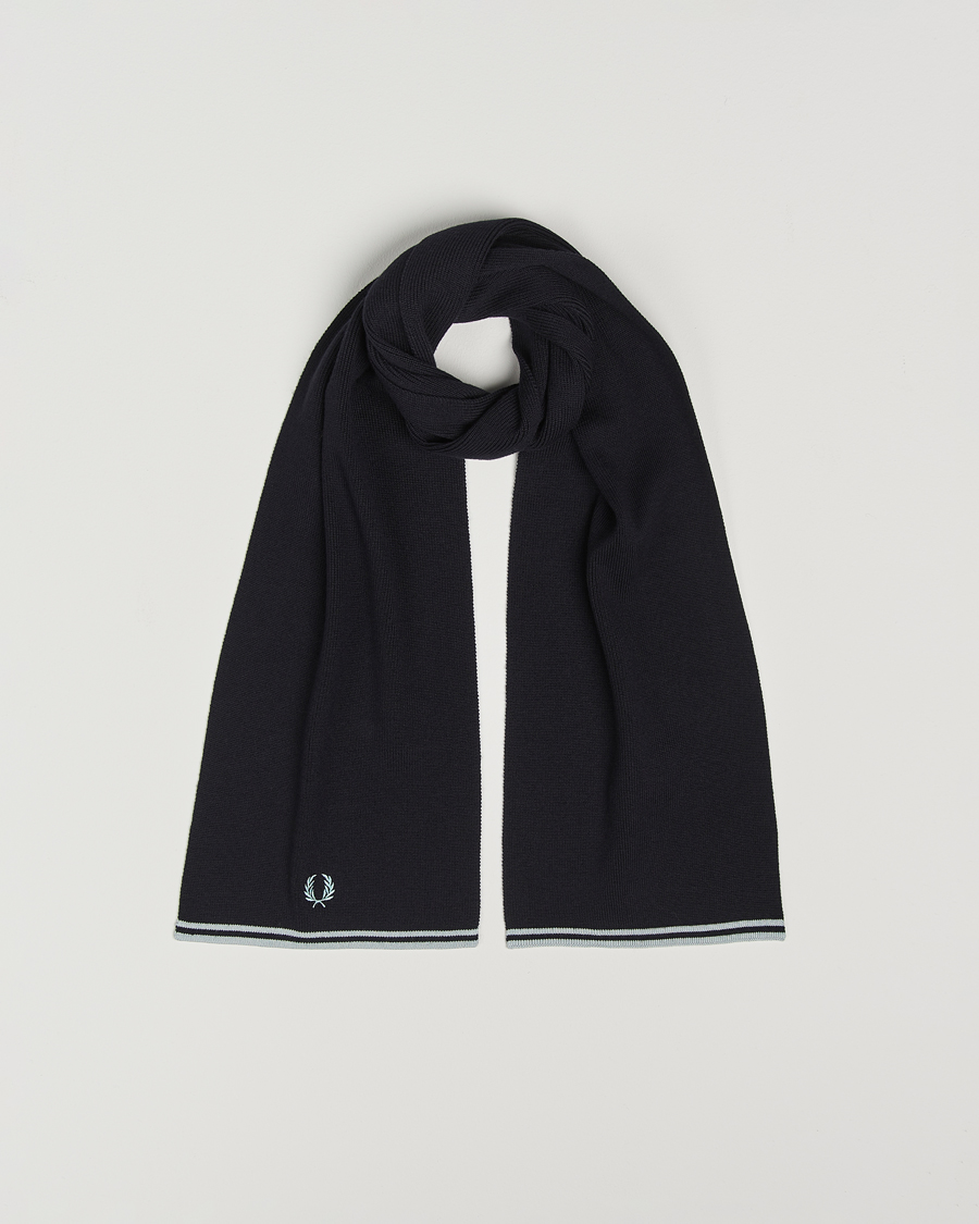 Hombres | Fred Perry Twin Tipped Merino Wool Scarf Navy | Fred Perry | Twin Tipped Merino Wool Scarf Navy