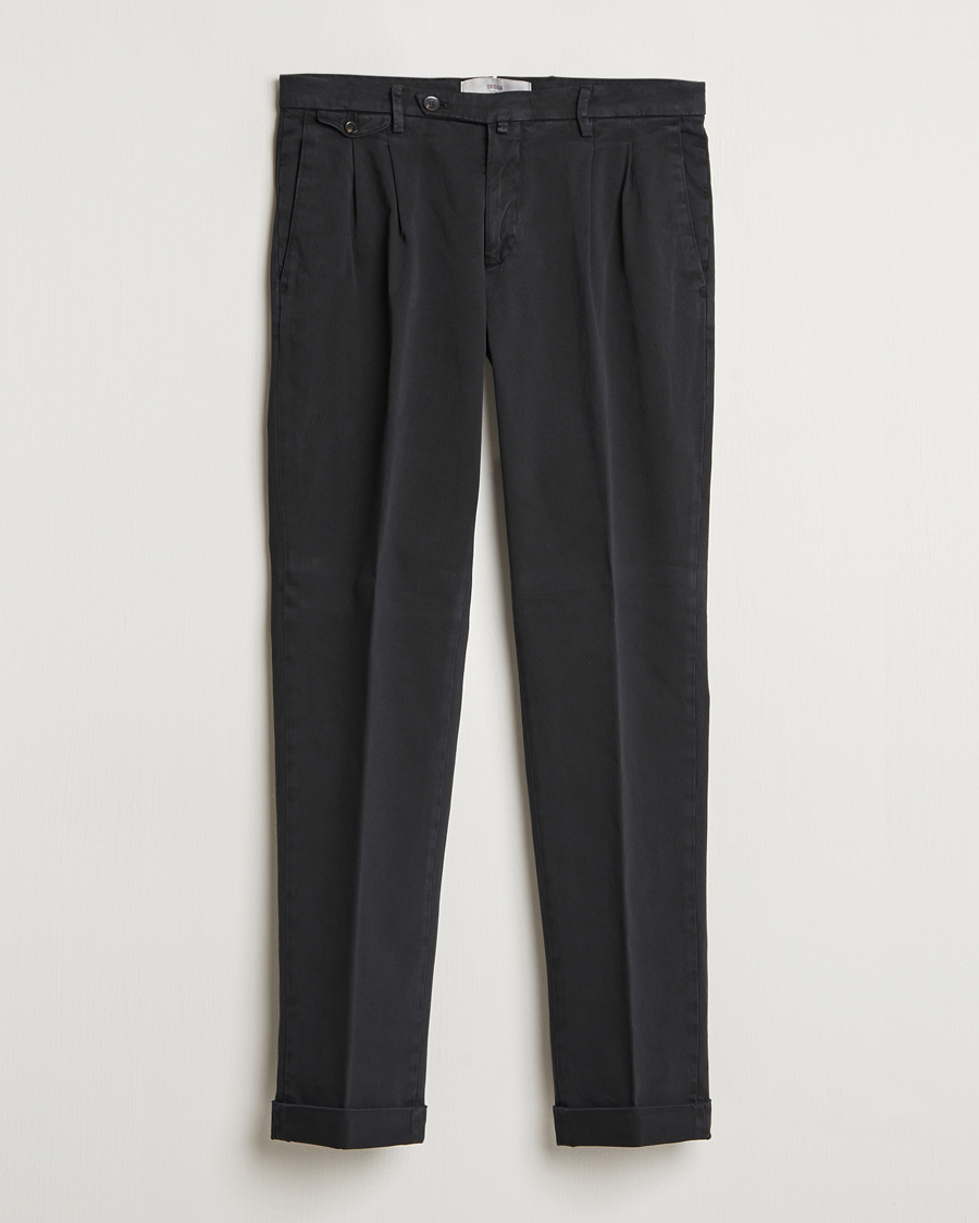 Hombres | Pantalones | Briglia 1949 | Easy Fit Pleated Cotton Stretch Chino Black