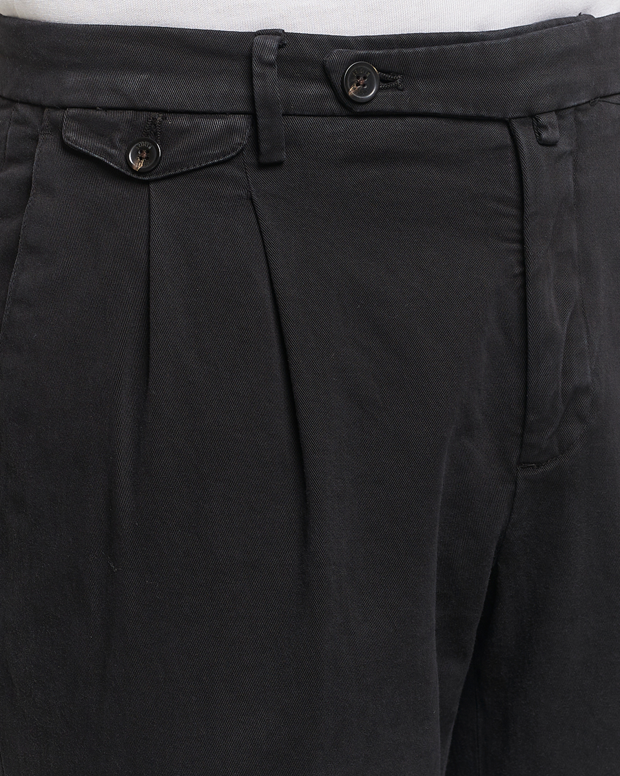 Hombres | Pantalones | Briglia 1949 | Easy Fit Pleated Cotton Stretch Chino Black