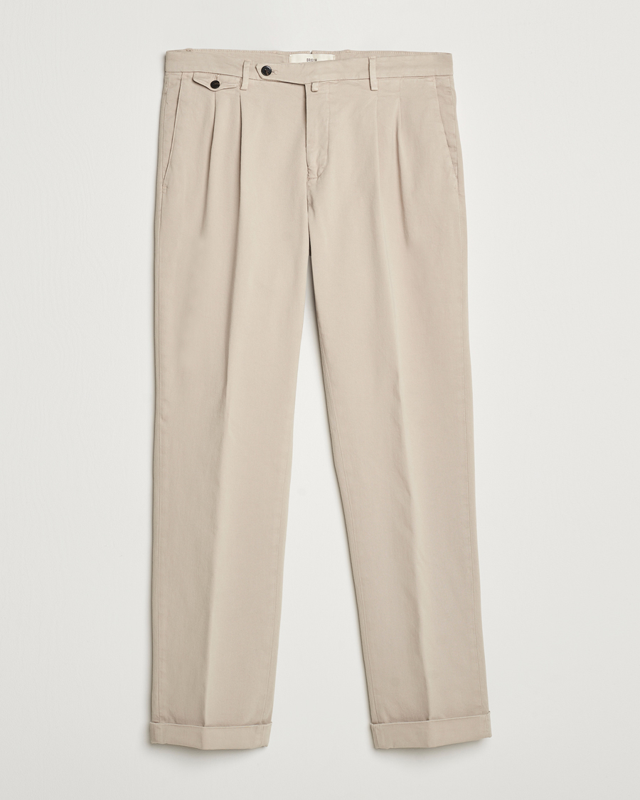 Hombres | Pantalones | Briglia 1949 | Easy Fit Pleated Cotton Stretch Chino Beige