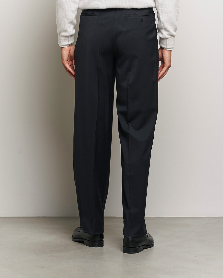 Hombres | Pantalones | Brioni | Pleated Wool Trousers Navy