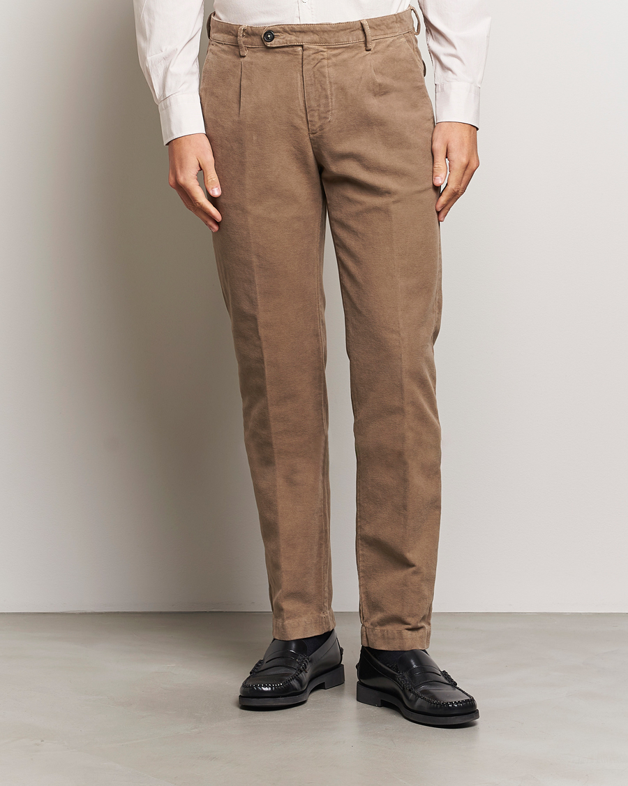 Hombres | Pantalones | Massimo Alba | Ionio Pleated Moleskine Trousers Brown