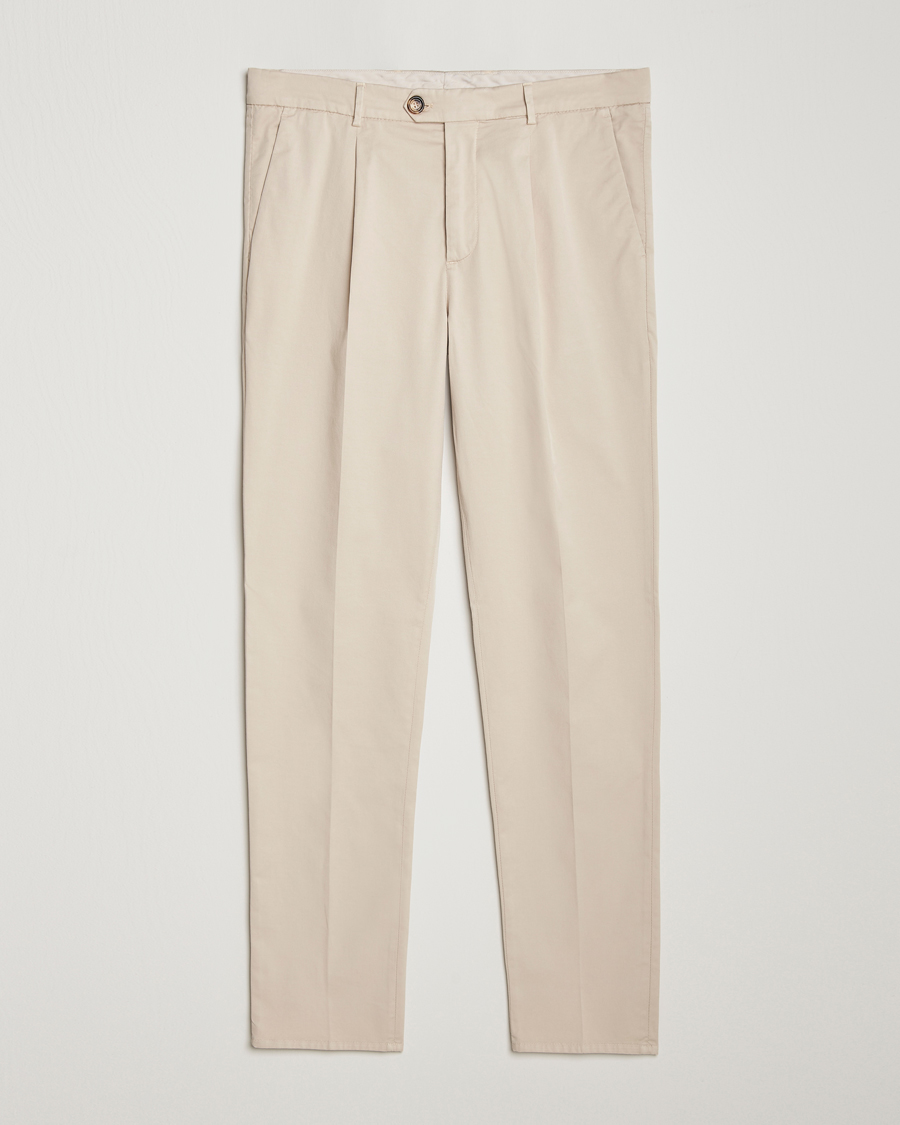 Hombres | Pantalones | Brunello Cucinelli | Slim Fit Pleated Trousers Light Beige