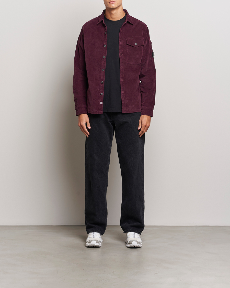 Hombres | Camisas | C.P. Company | Corduroy Lens Overshirt Burgundy