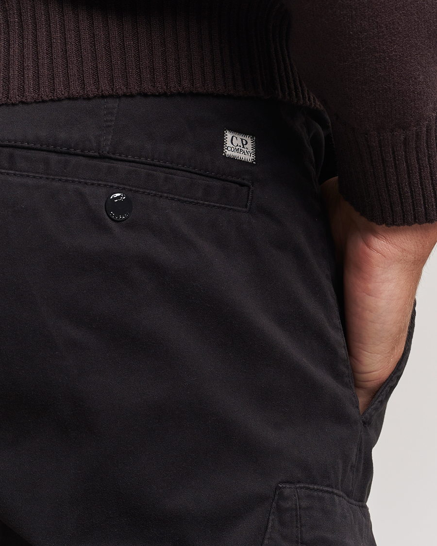 Hombres | Pantalones | C.P. Company | Stretch Satin Lens Cargo Pants Black