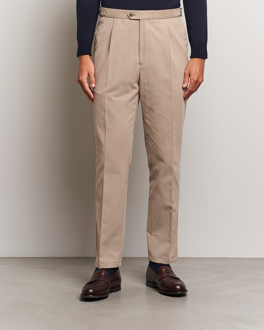 Hombres | Pantalones | Oscar Jacobson | Delon Brushed Cotton Trousers Beige