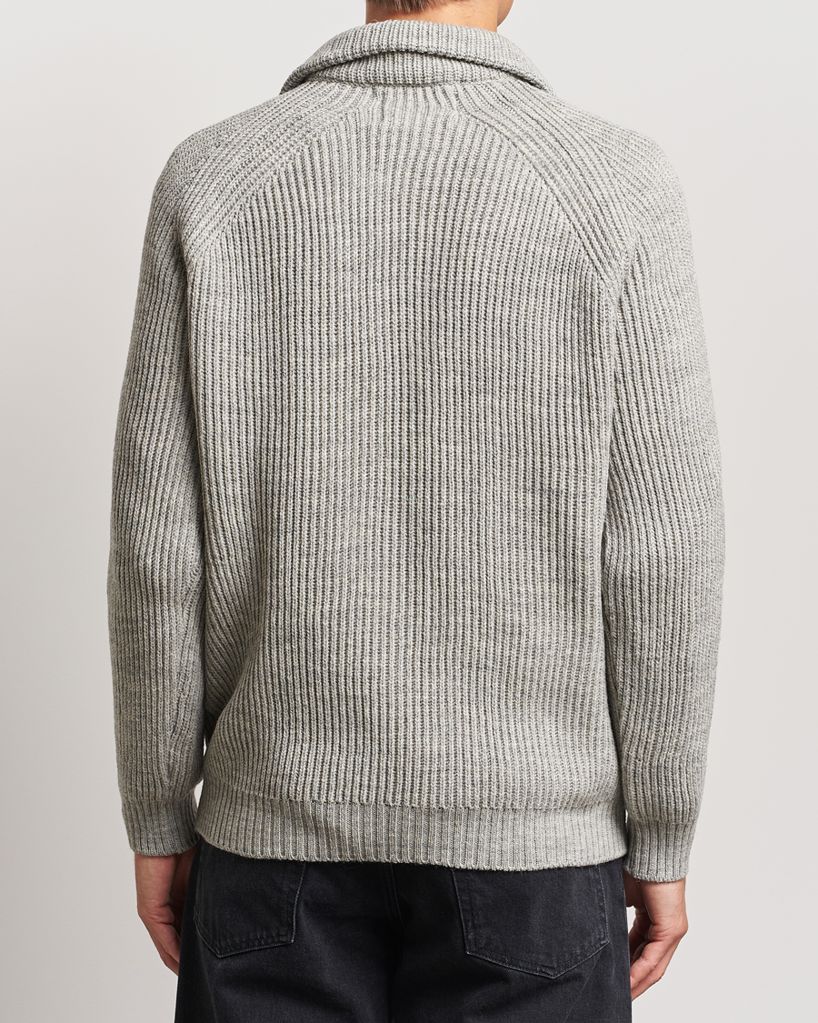 Hombres | Jerséis y prendas de punto | Peregrine | Ford Knitted Wool Half Zip Light Grey