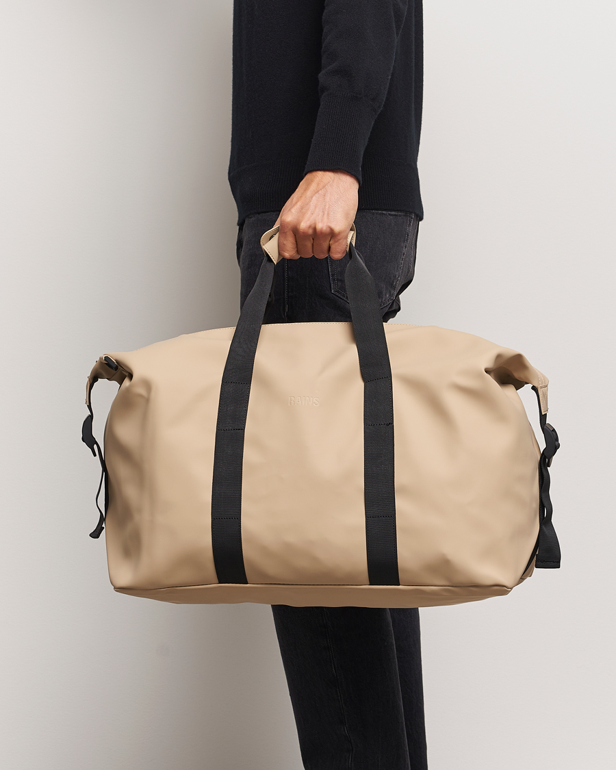 Hombres | RAINS Hilo Weekendbag Sand | RAINS | Hilo Weekendbag Sand