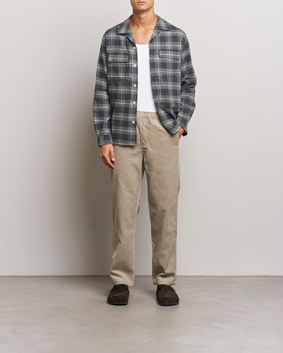 Hombres | Pantalones | Samsøe Samsøe | Jabari Corduroy Drawstring Trousers Abbey Stone