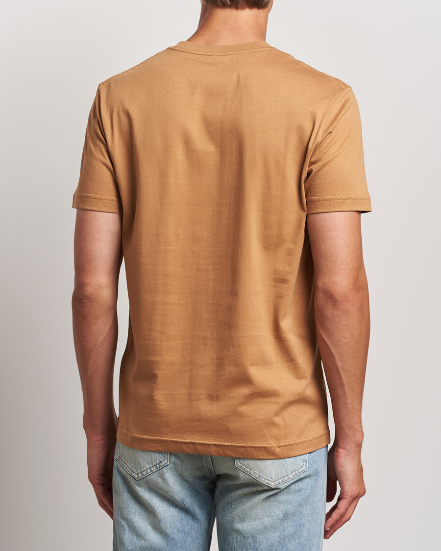 Hombres | Camisetas | Tiger of Sweden | Dillan Crew Neck T-Shirt Warm Forest