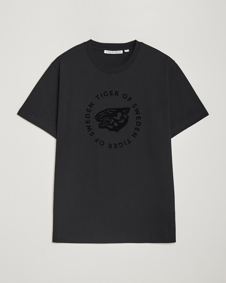 Hombres | Camisetas | Tiger of Sweden | Dillan Logo Crew Neck T-Shirt Black