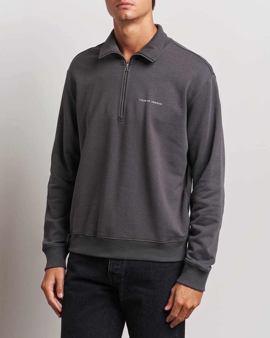 Hombres | Jerséis y prendas de punto | Tiger of Sweden | Marlon Half Zip Sweatshirt Charcoal
